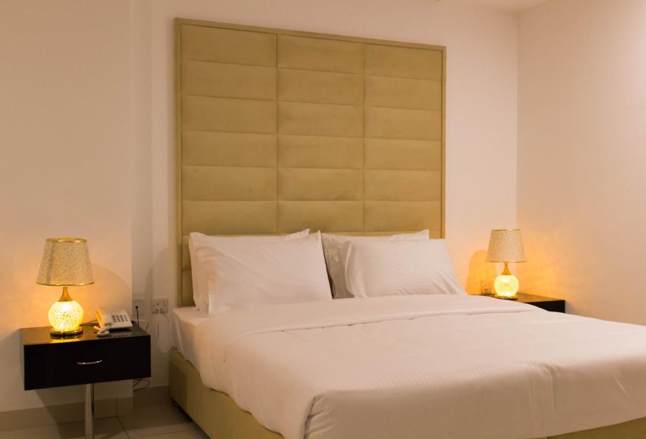 Parkside Plaza Muscat Hotel Exterior foto